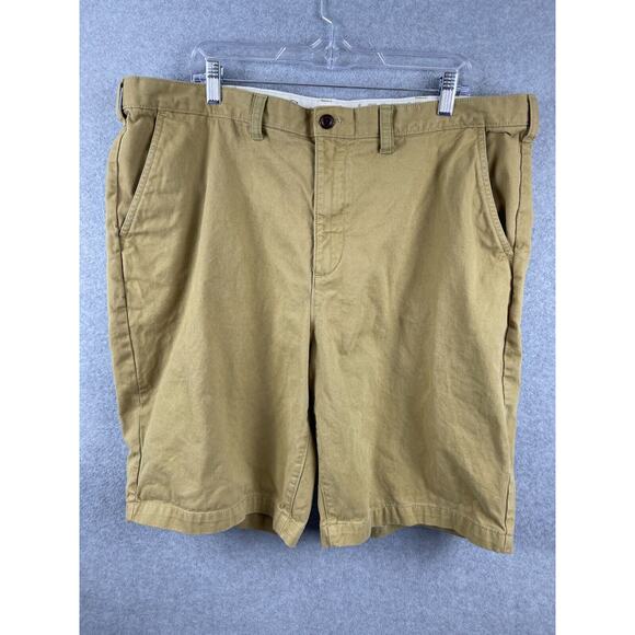 Eddie Bauer Legend Wash Shorts Men's 42 Brown Khaki Chino Classic Preppy - Picture 1 of 10